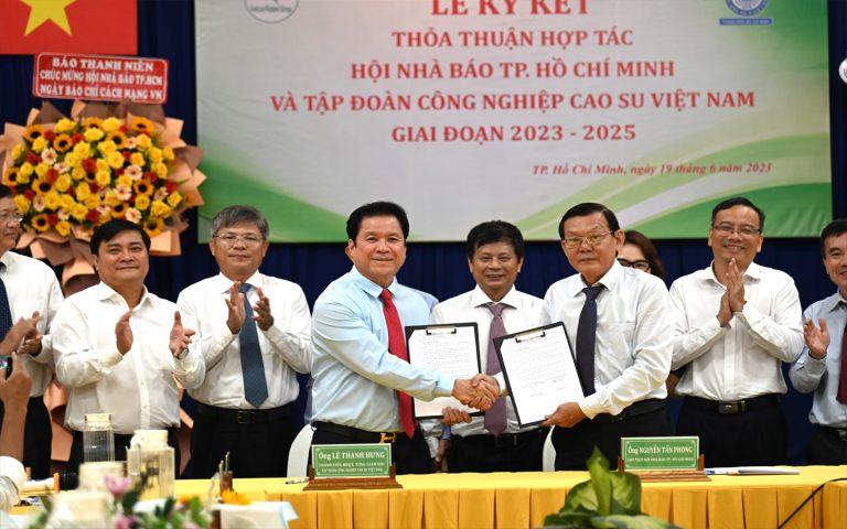 VRG ký kết hợp tác với Hội nhà Báo Thành phố HCM