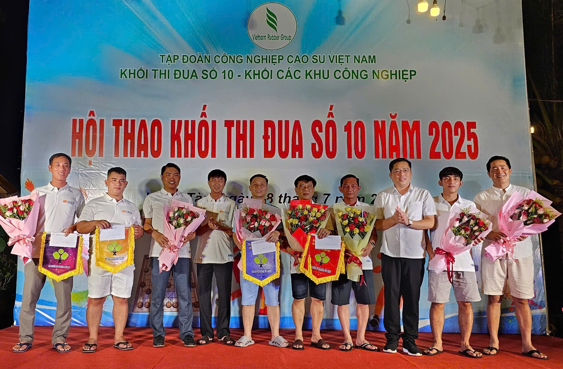 Công ty CP KCN Cao su Bình Long giải nhất toàn đoàn tại Hội thao Khối thi đua số 10