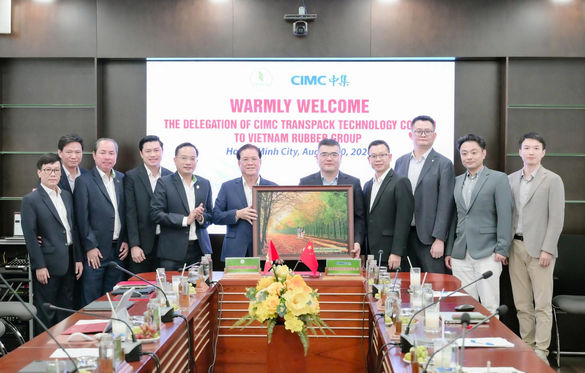 VRG làm việc với Tập đoàn CIMC TransPack Technology